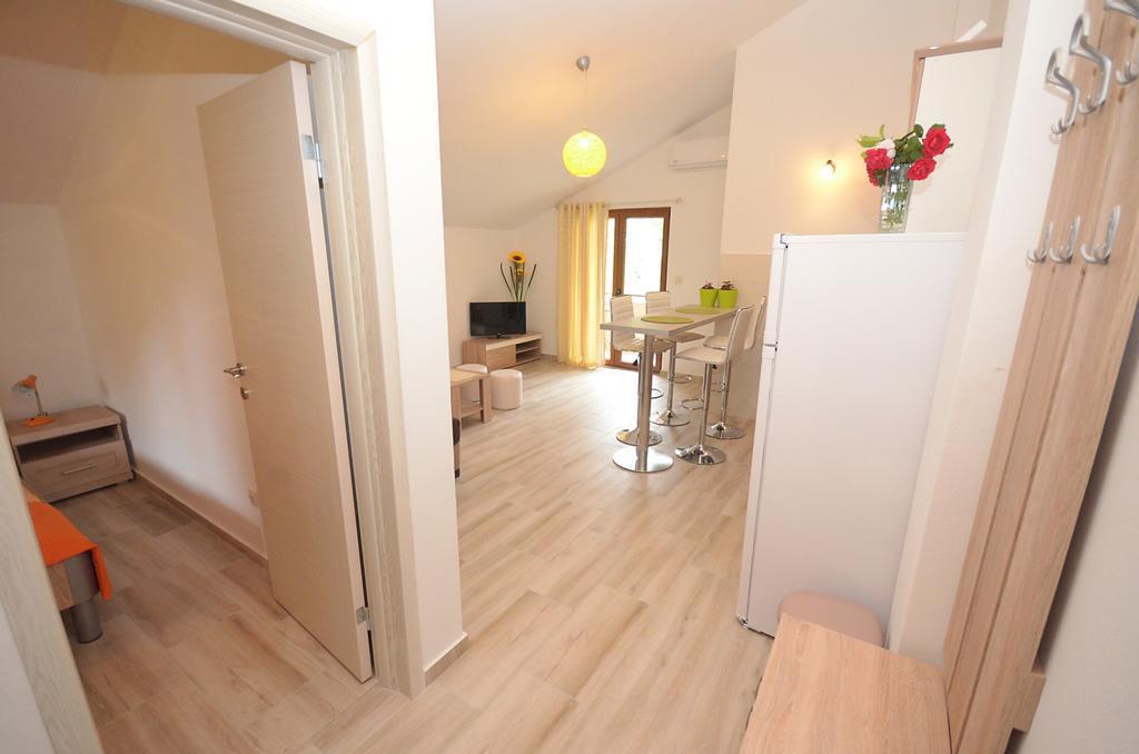 Apartmani Mizdrak كوتور المظهر الخارجي الصورة