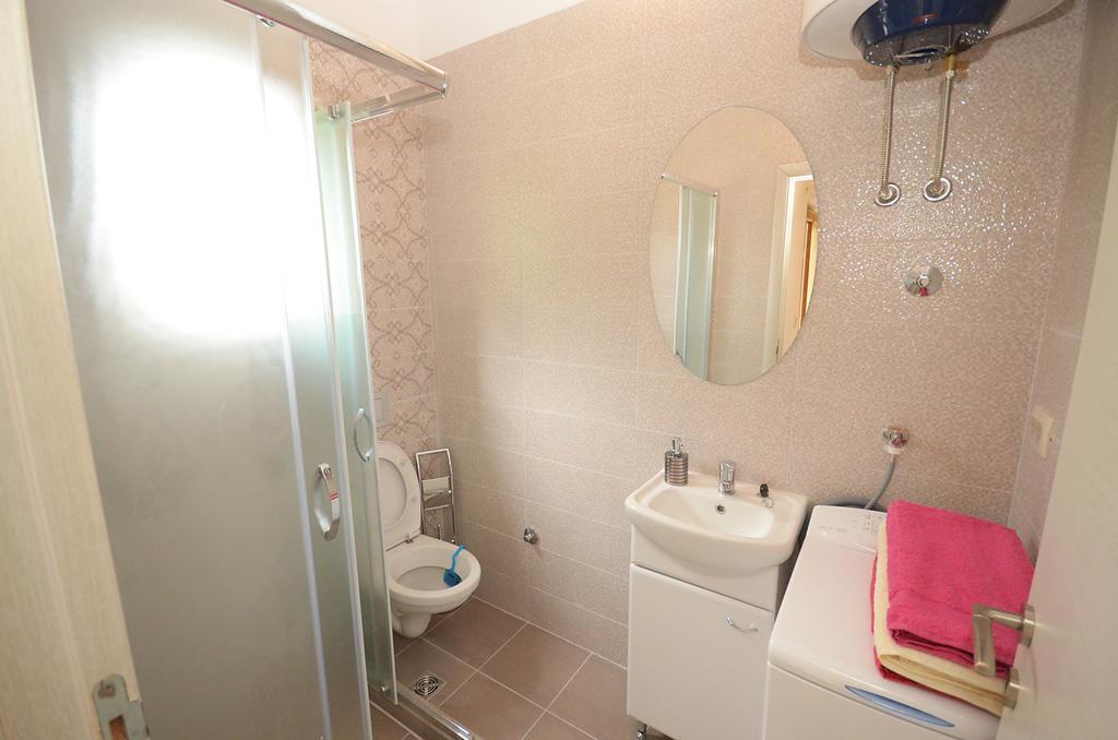 Apartmani Mizdrak كوتور المظهر الخارجي الصورة