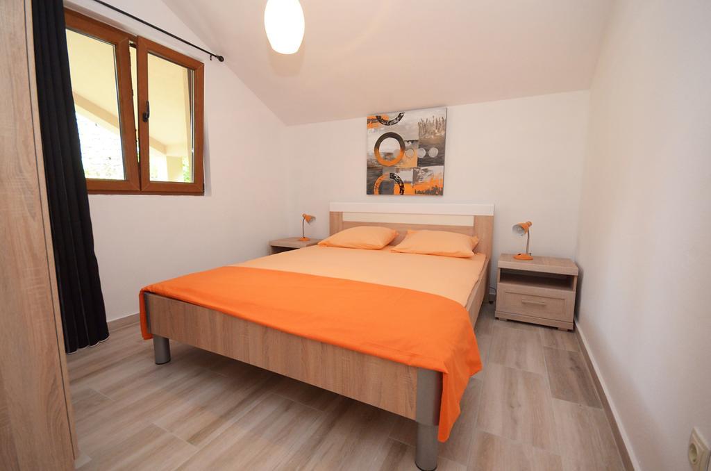 Apartmani Mizdrak كوتور المظهر الخارجي الصورة