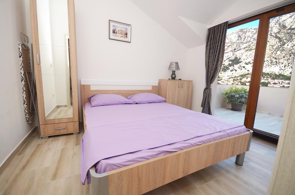 Apartmani Mizdrak كوتور المظهر الخارجي الصورة